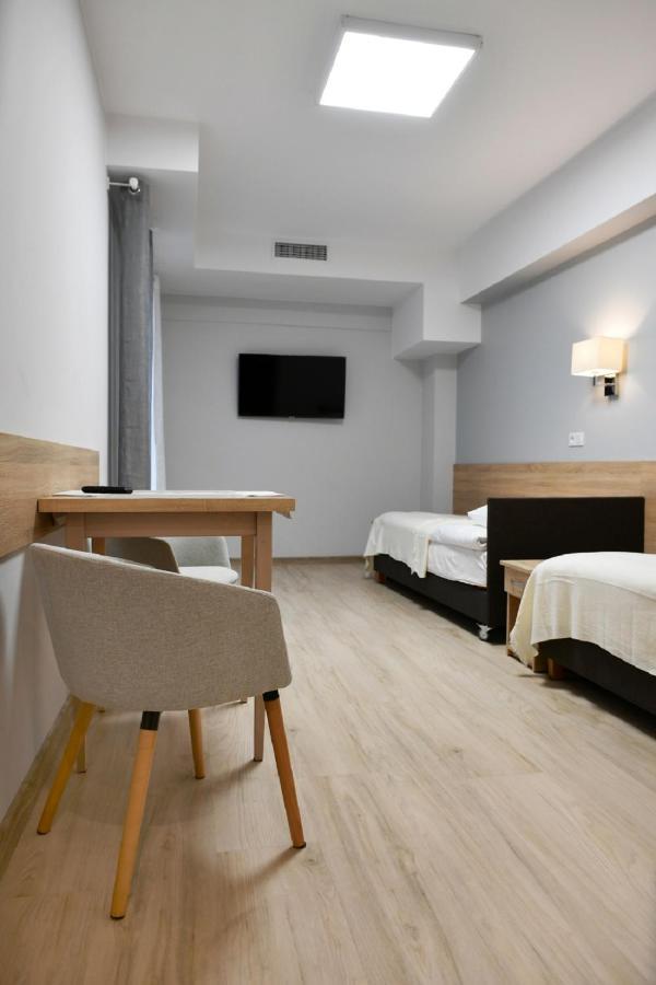 Fotex Bed & Breakfast Zabki Bagian luar foto
