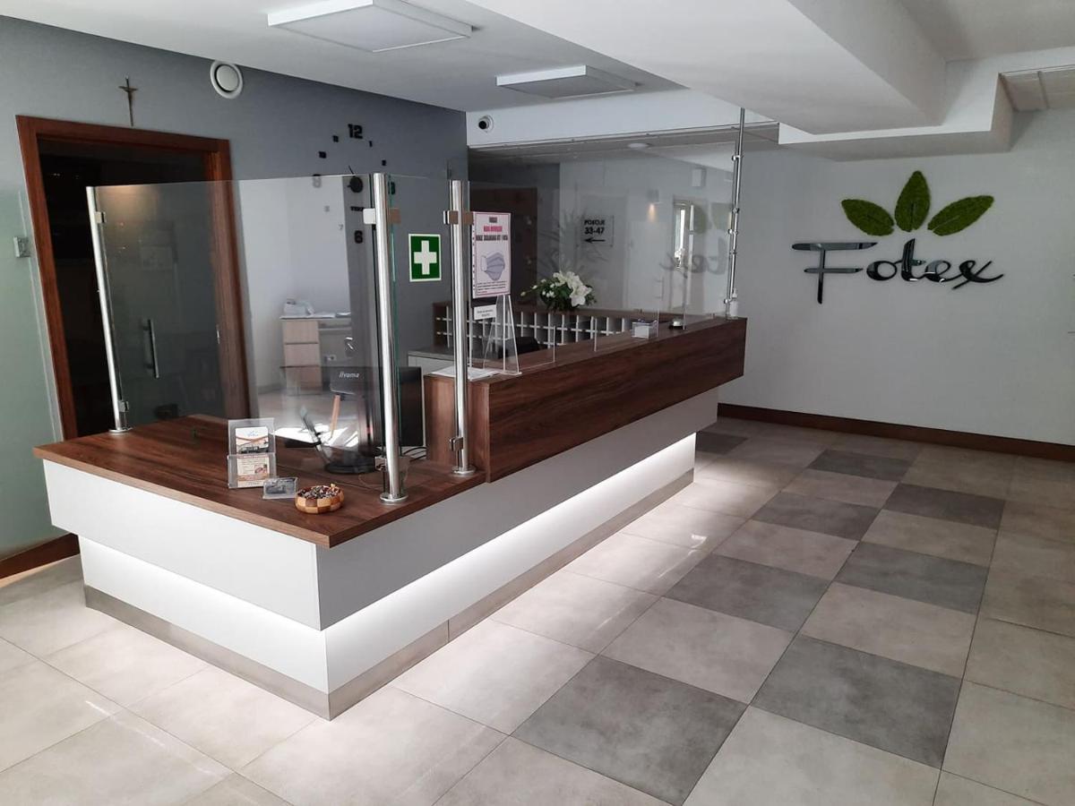 Fotex Bed & Breakfast Zabki Bagian luar foto