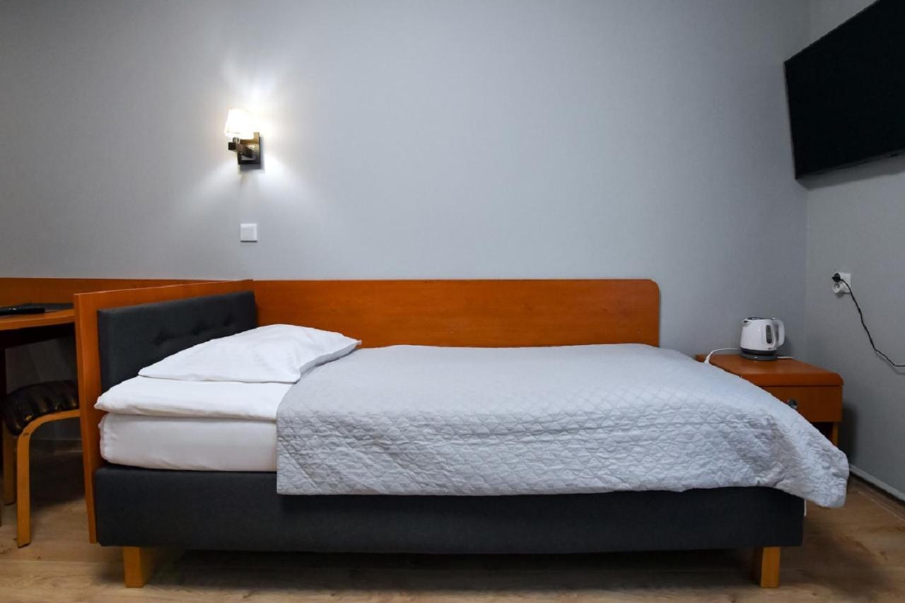 Fotex Bed & Breakfast Zabki Bagian luar foto